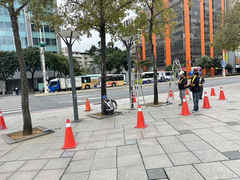 2025蛇年新氣象！阿囉哈LED總匯燈飾推薦讓店面財運滾滾來