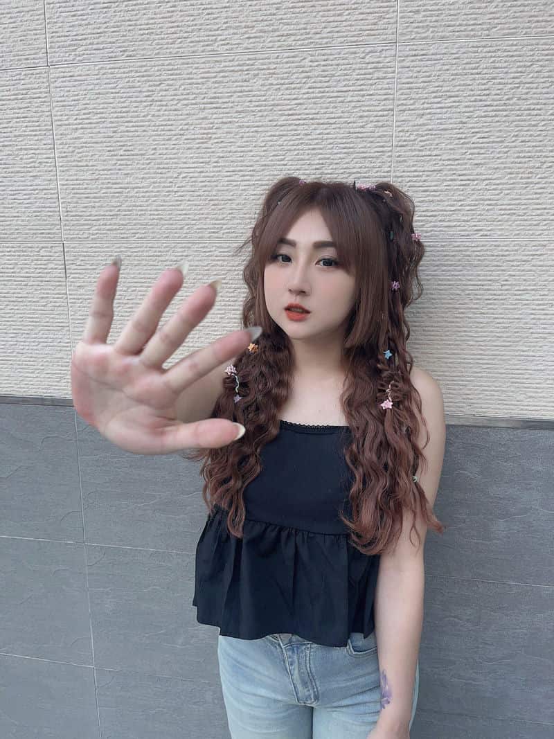 台中接髮推薦！BraveShineHair的Rita曾詩文設