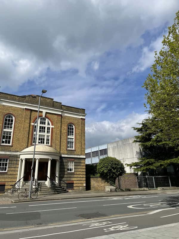 劍橋教育：從畢業到倫敦國王學院（KCL）國際行銷碩士的旅程