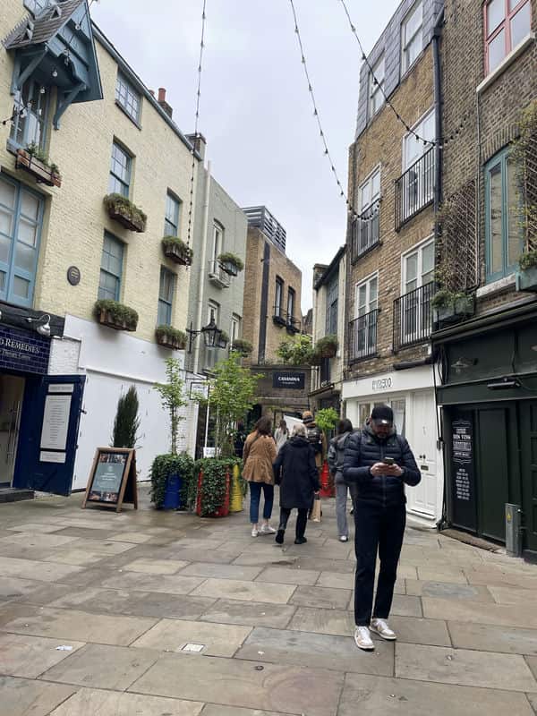 劍橋教育：讓海外留學不再是夢