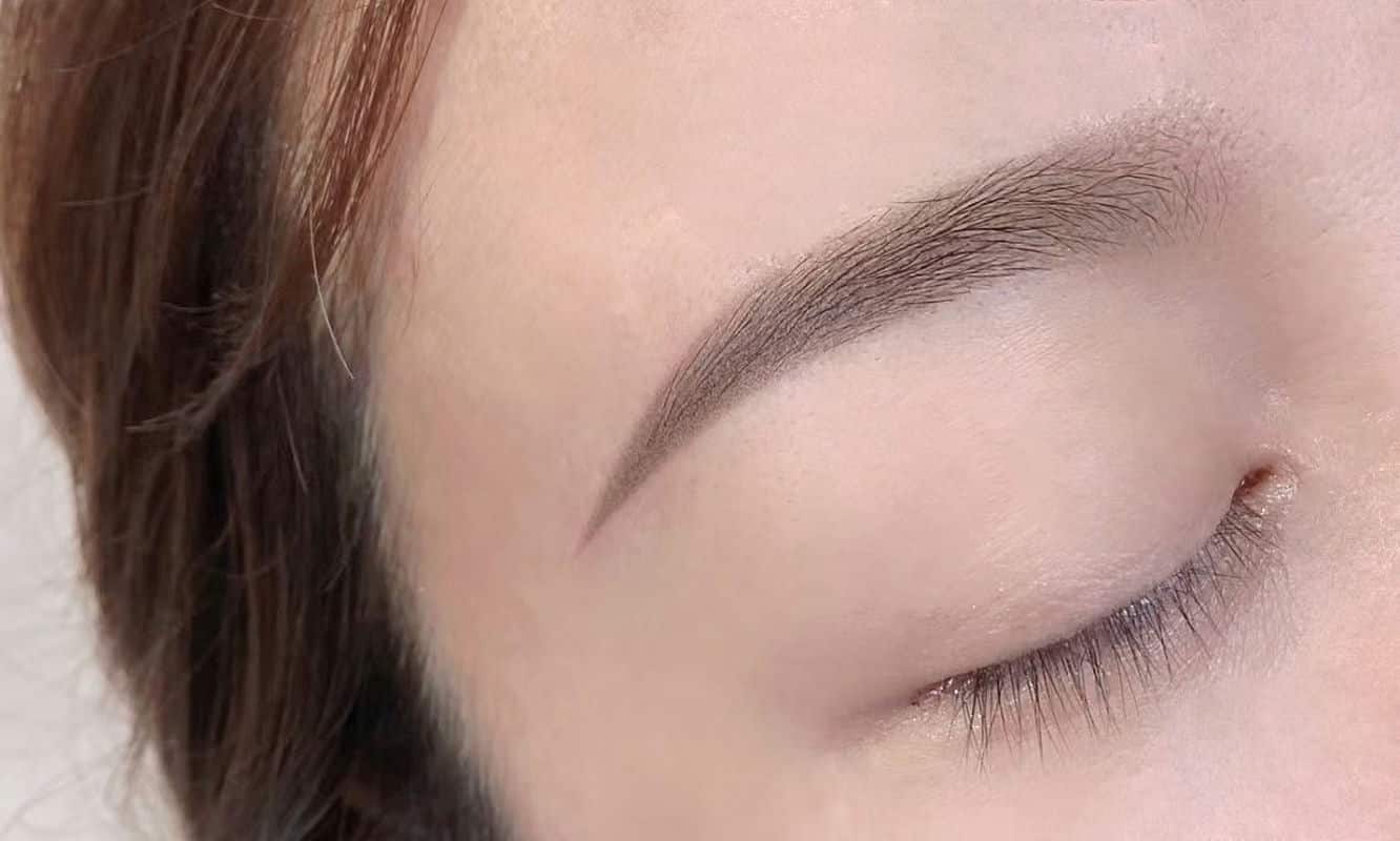 ERSBEAUTY厄斯精品美學，精緻霧眉讓你自信煥發