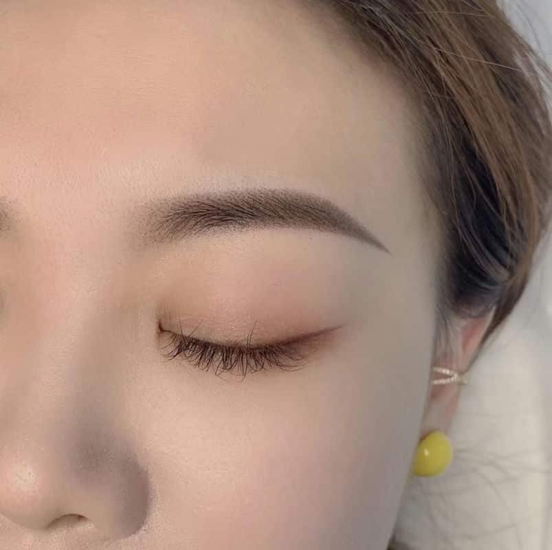 ERSBEAUTY厄斯精品美學，給你自然精緻的霧眉體驗
