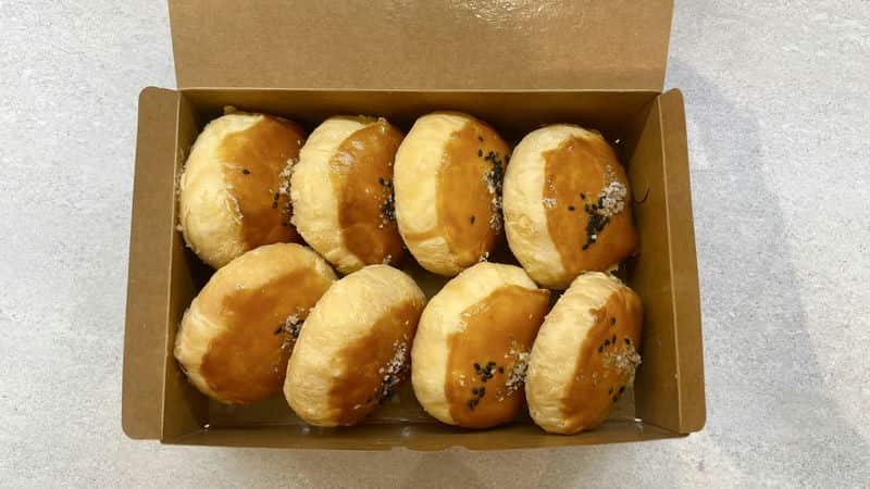 台中伴手禮必吃甜點，晴天菓子甜燒餅每一口都令人著迷