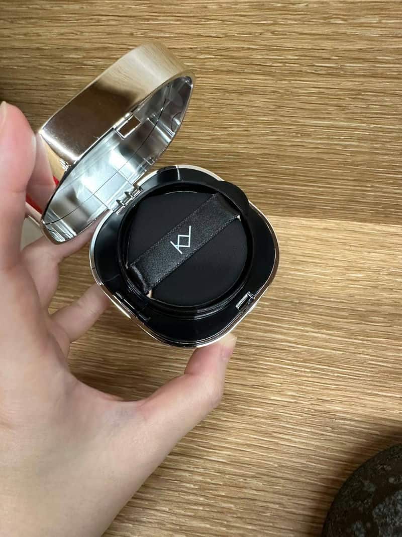 KY無瑕淬亮輕潤氣墊：專業形象從底妝開始