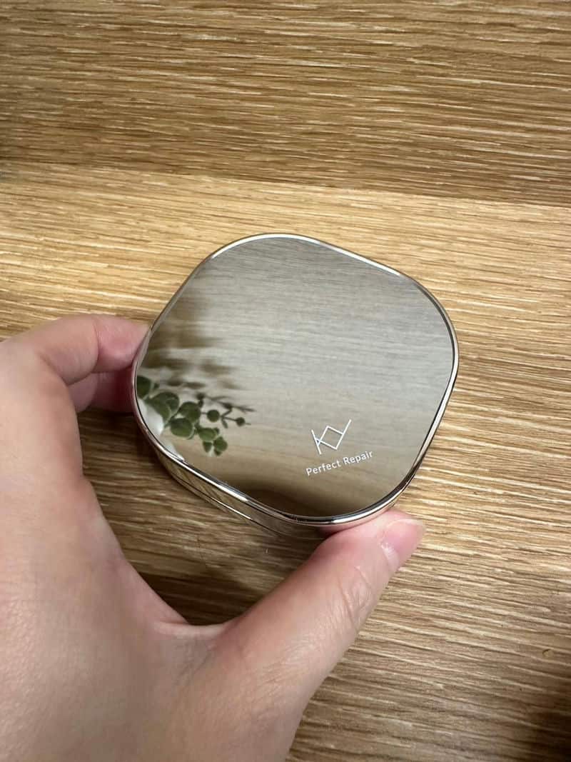 KY無瑕淬亮輕潤氣墊：助攻上班族的第一印象