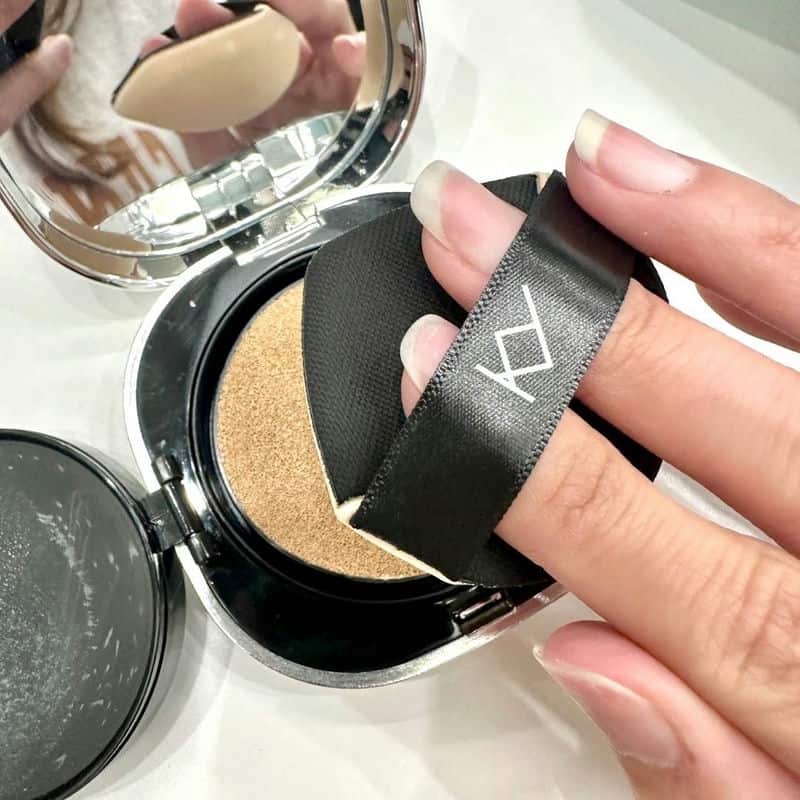 KY無瑕淬亮輕潤氣墊：讓你的肌膚閃耀自然光