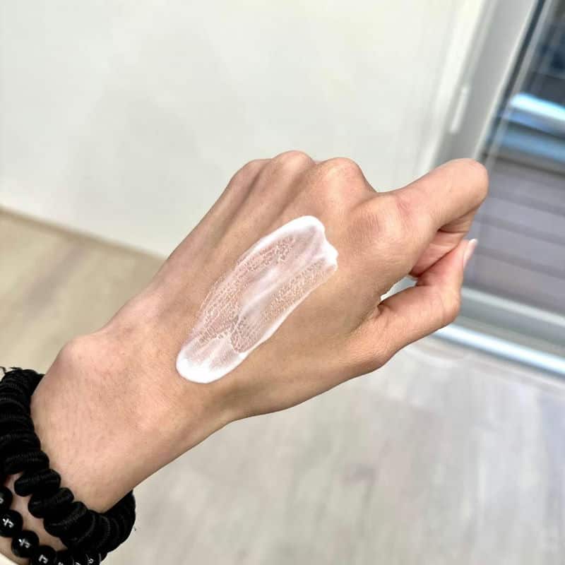 KY凱伊防曬乳：擁有清爽無負擔的完美防護