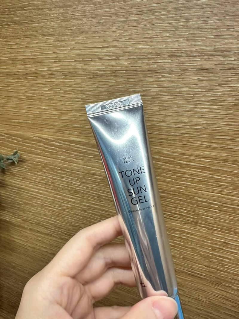 KY凱伊防曬乳：擺脫通勤油肌困擾的最佳選擇