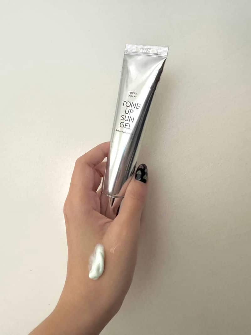 KY凱伊防曬乳：讓戶外運動無負擔，清爽不脫妝