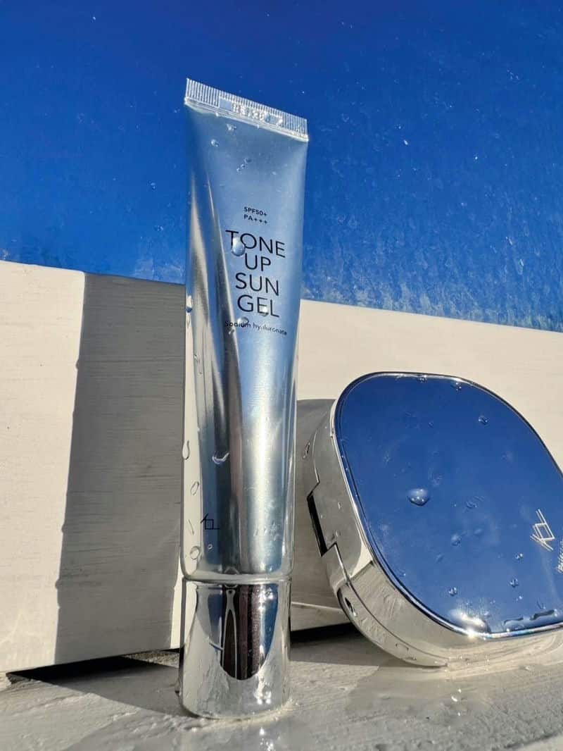 照顧家人也要照顧自己，KY小銀管陪媽媽一起防曬