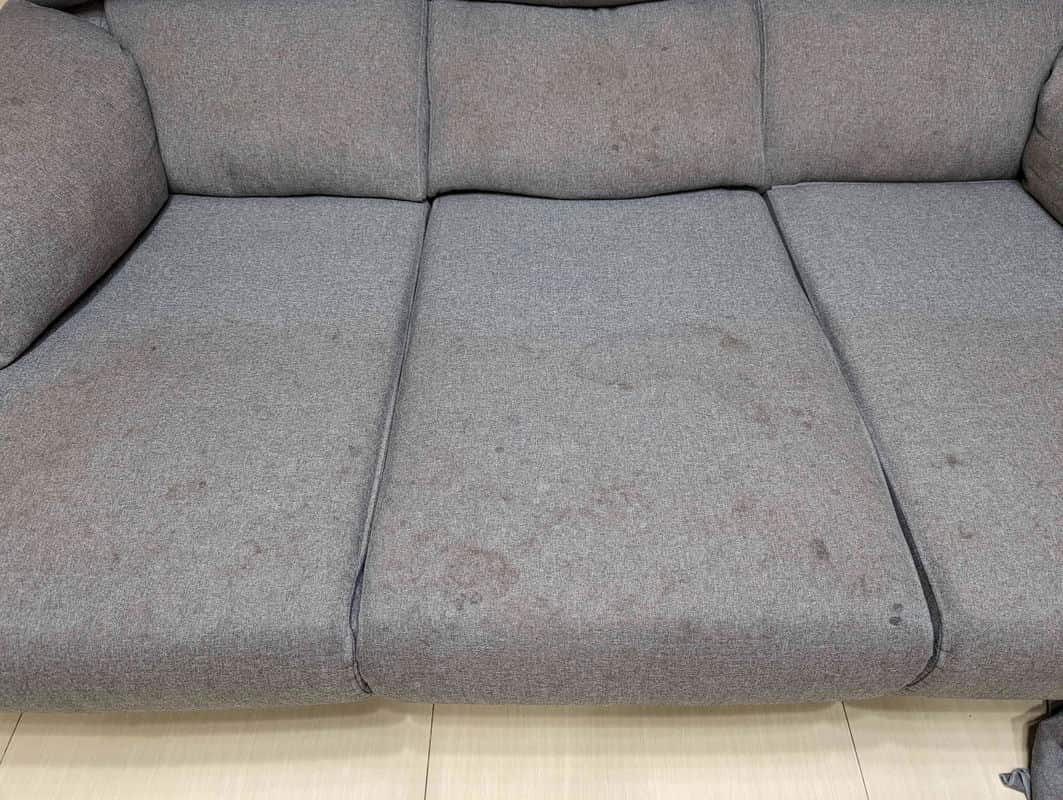 「咦！原來二手沙發也能變這麼神奇」── 台南清洗沙發大揭密！