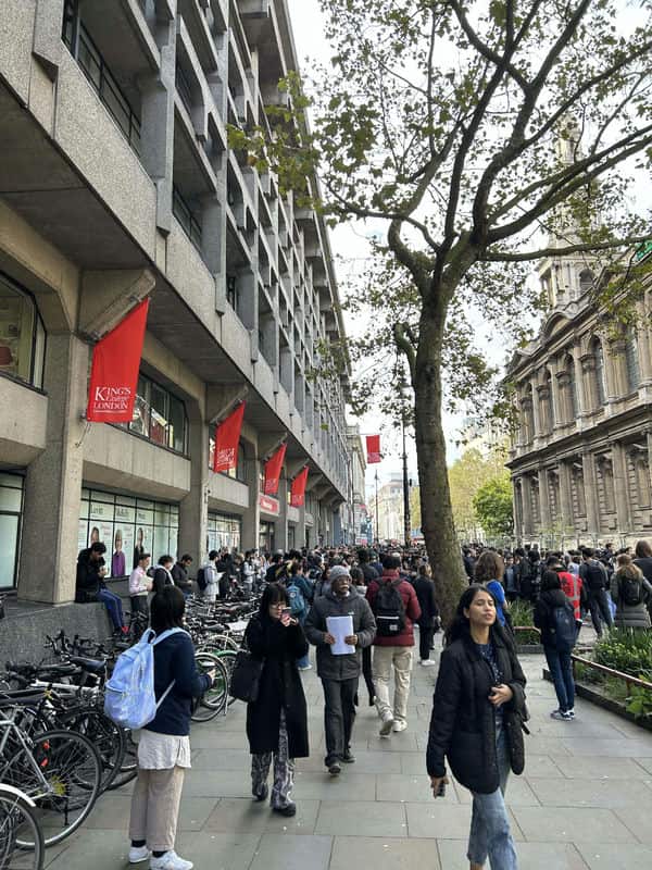 留學吧 Studybar:讓你更快適應英國學術與社交圈 留學吧 Studybar:讓你更快適應英國學術與社交圈