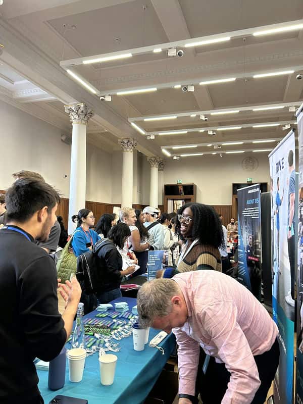 你的英國留學之路，Studybar全程相助！