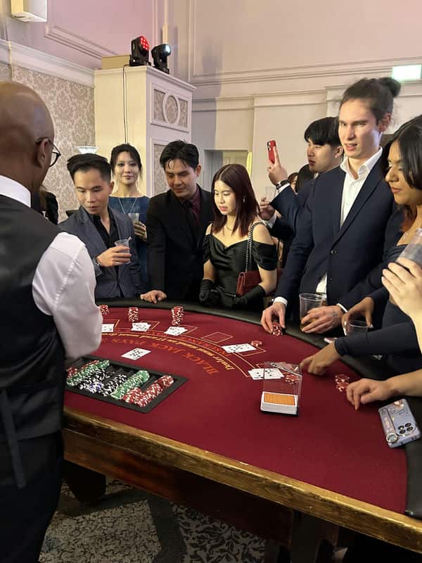 Studybar：你的英國夢想橋樑！