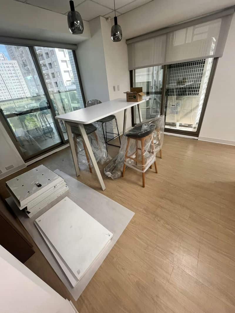 大樓外牆清洗再也不用愁，即刻潔提供高雄外牆清洗費用最便宜的選