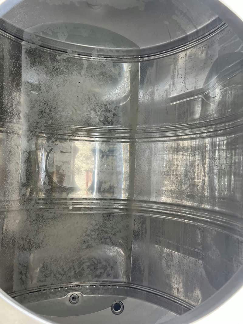 別讓黃水影響生活！台南即刻潔水塔清潔服務幫你徹底解決