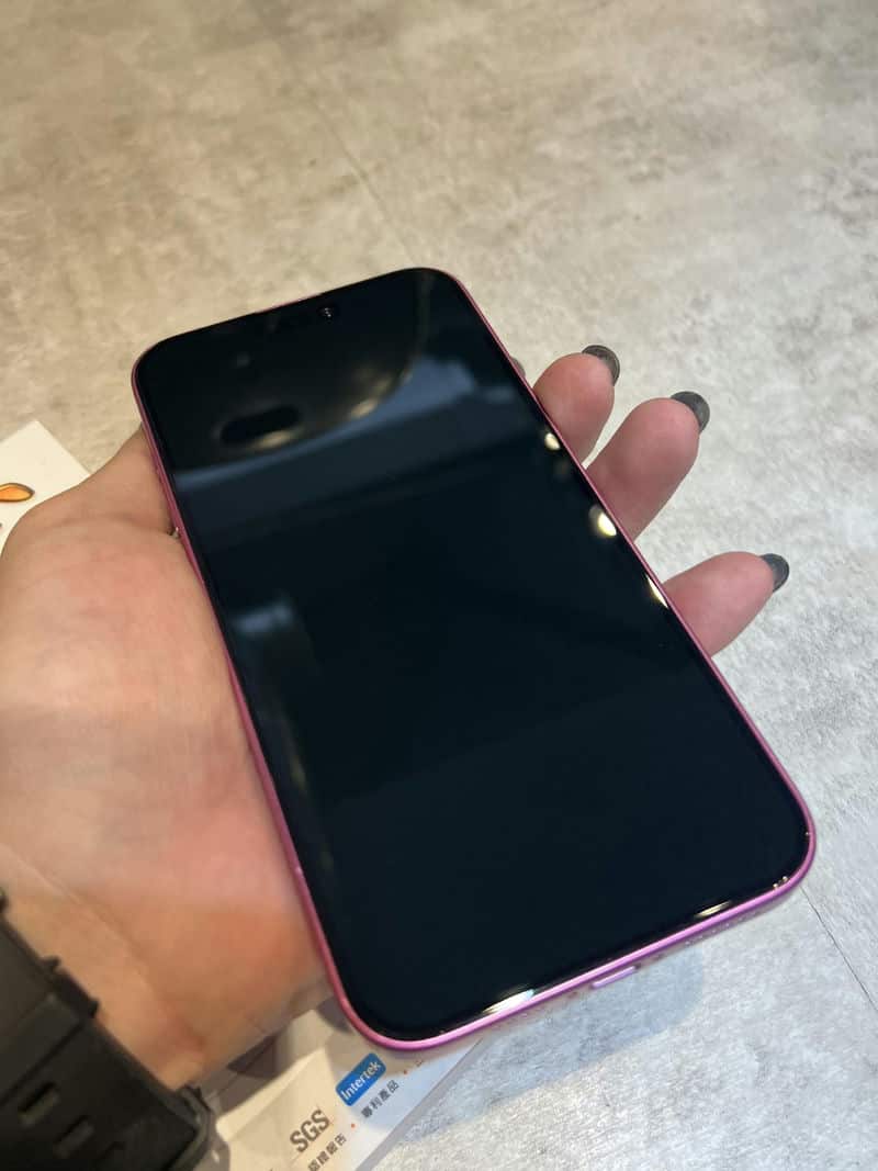 膜力威抗藍光保護貼:上班族的視力守護者 膜力威抗藍光保護貼:上班族的視力守護者