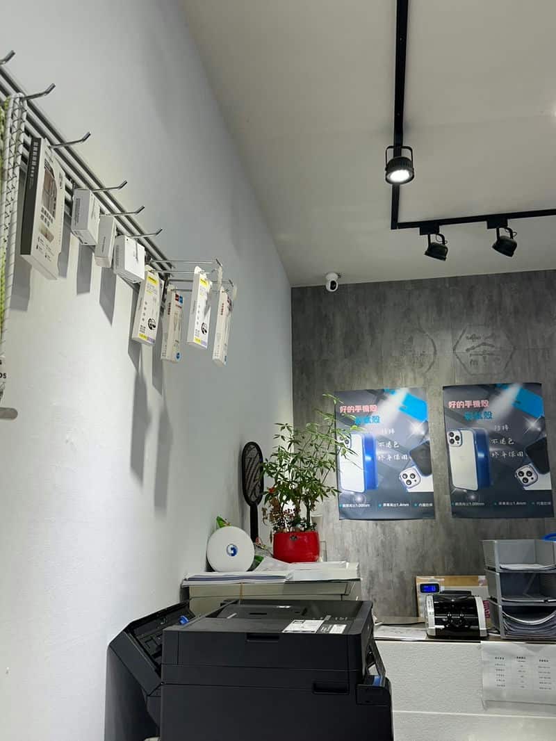 跟著同事腳步，圓方電信「鳳山店」讓我月租無憂！