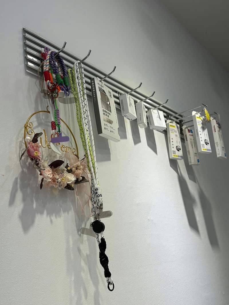 走進圓方電信「鳳山店」，找到我的時尚防摔伴侶！