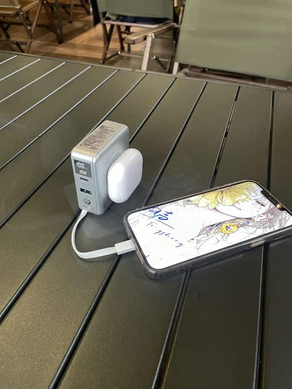 Yooxin科技8合1MAX行動電源:讓電力隨時在線,滿足各 Yooxin科技8合1MAX行動電源:讓電力隨時在線,滿足各