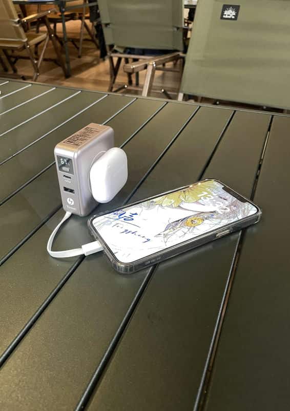 2025年最值得擁有的Yooxin科技八合一 MAX行動電源